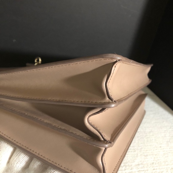 🔅Michael Kors Belted Bag🔅 - Picture 6 of 11